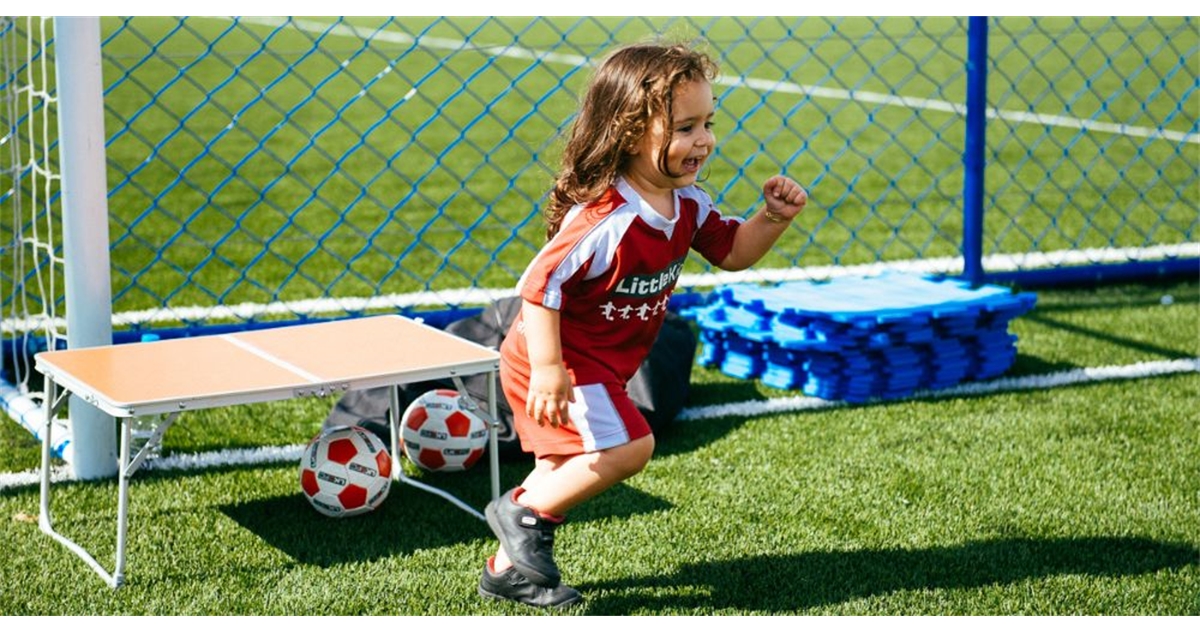 Little Kickers Brasil - Stop ball 👉⚽️🇬🇧 Jogar bola, correr